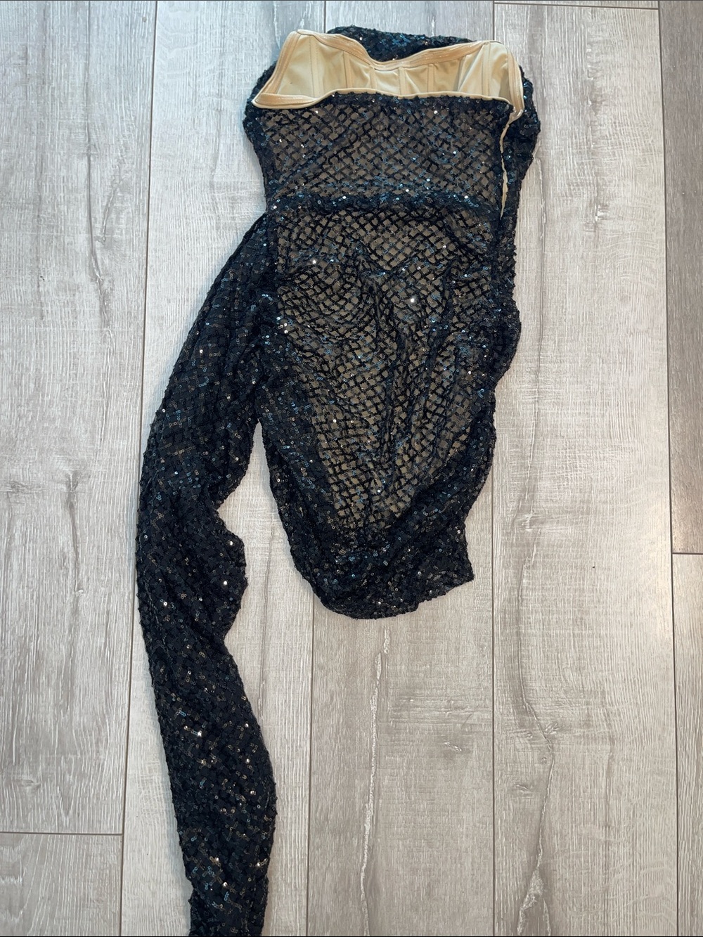 🖤🌹Black Sequin Evening mini dress with drape detail XS never worn!🖤🌹 - Picture 7 of 8
